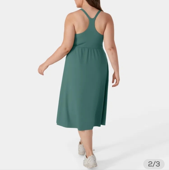 Dress - Picture 2 of 3